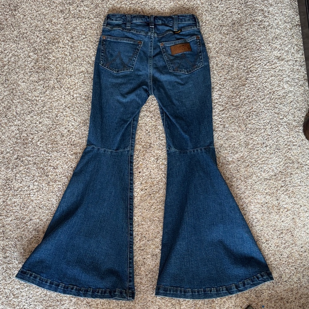 Wrangler Dark Blue Flare Jeans 25/32